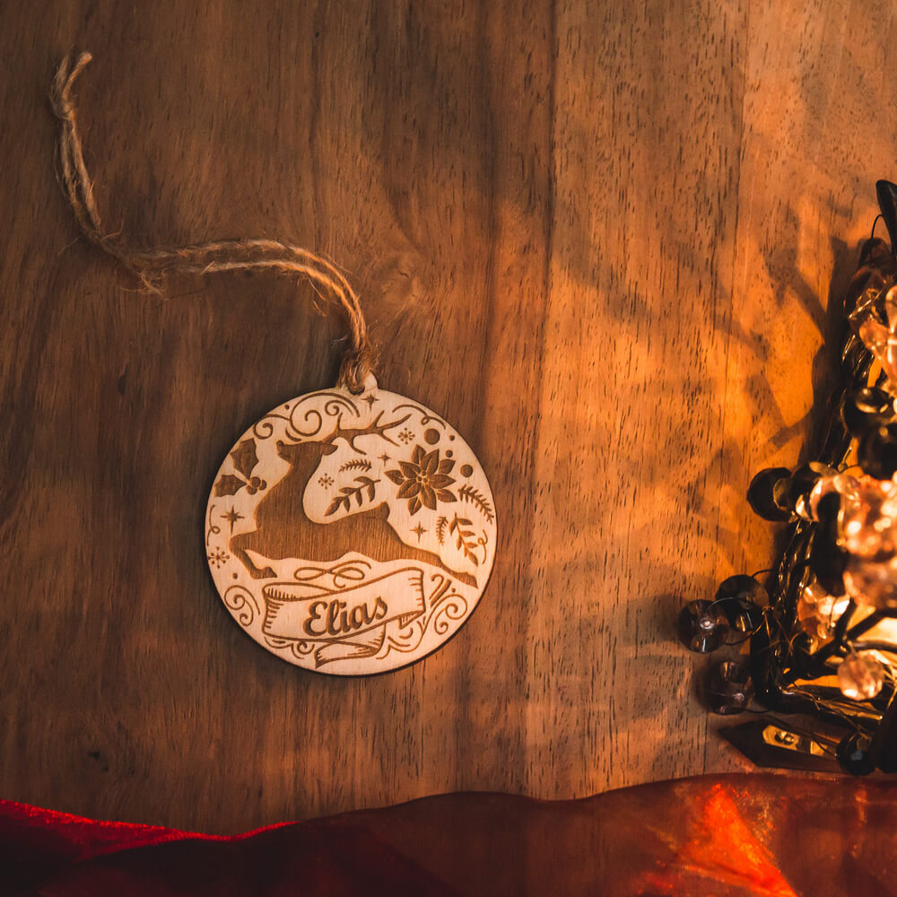 boule noel bois gravée personalisée